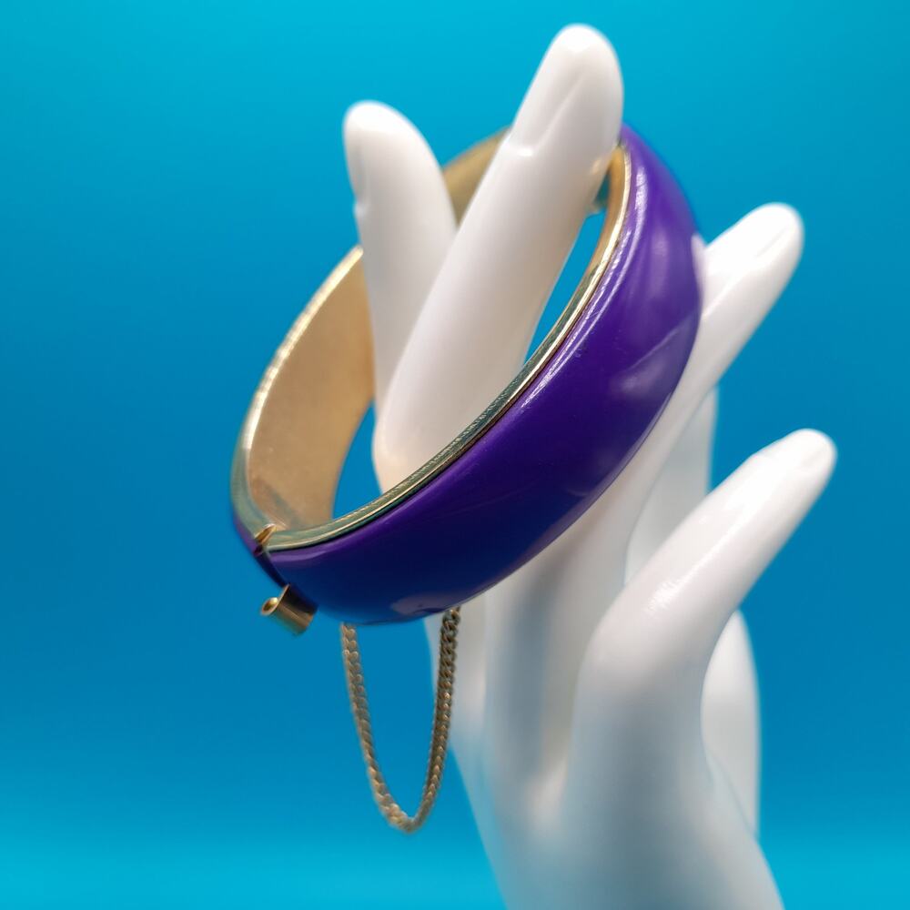 Vintage Purple Hinged Bracelet, Gold Tone, Safety Chain